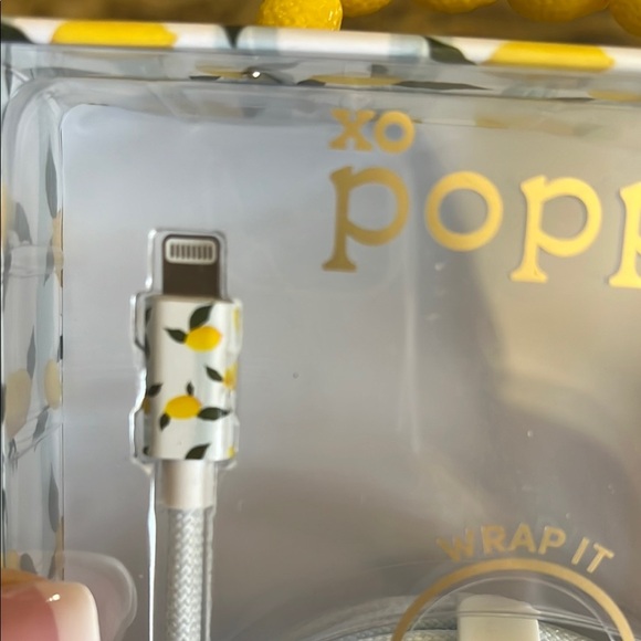XO Poppy | Lemon 10 ft Charging Cable - Picture 4 of 6